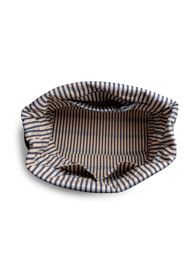 DailyObjects PET Space Black Crossbody Gravity Duffle Bag for Men & Women |100% Recycled | Stylish Travel Shoulder Bag|Detachable Strap | Sturdy & Spacious | Sports & Fitness Bag with Trolley Sleeve - Image 5